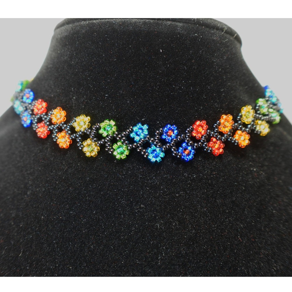 Y2K Beaded Choker Necklace Rainbow Flowers Vintage Climbing Daisy Chain Floral